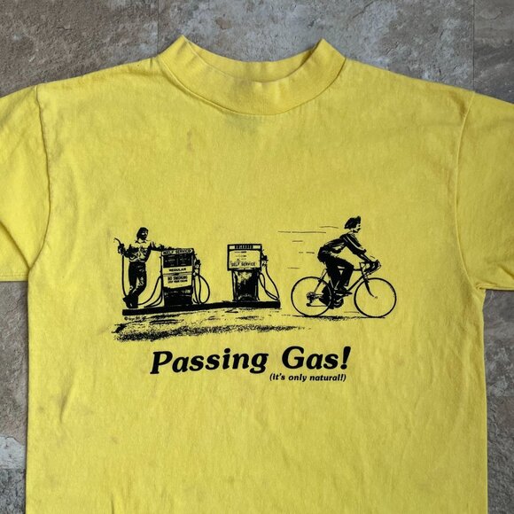 70s Vintage Cycling Graphic Tee Mens Small Passing Gas Funny Saying Short Sleeve - Picture 2 of 10